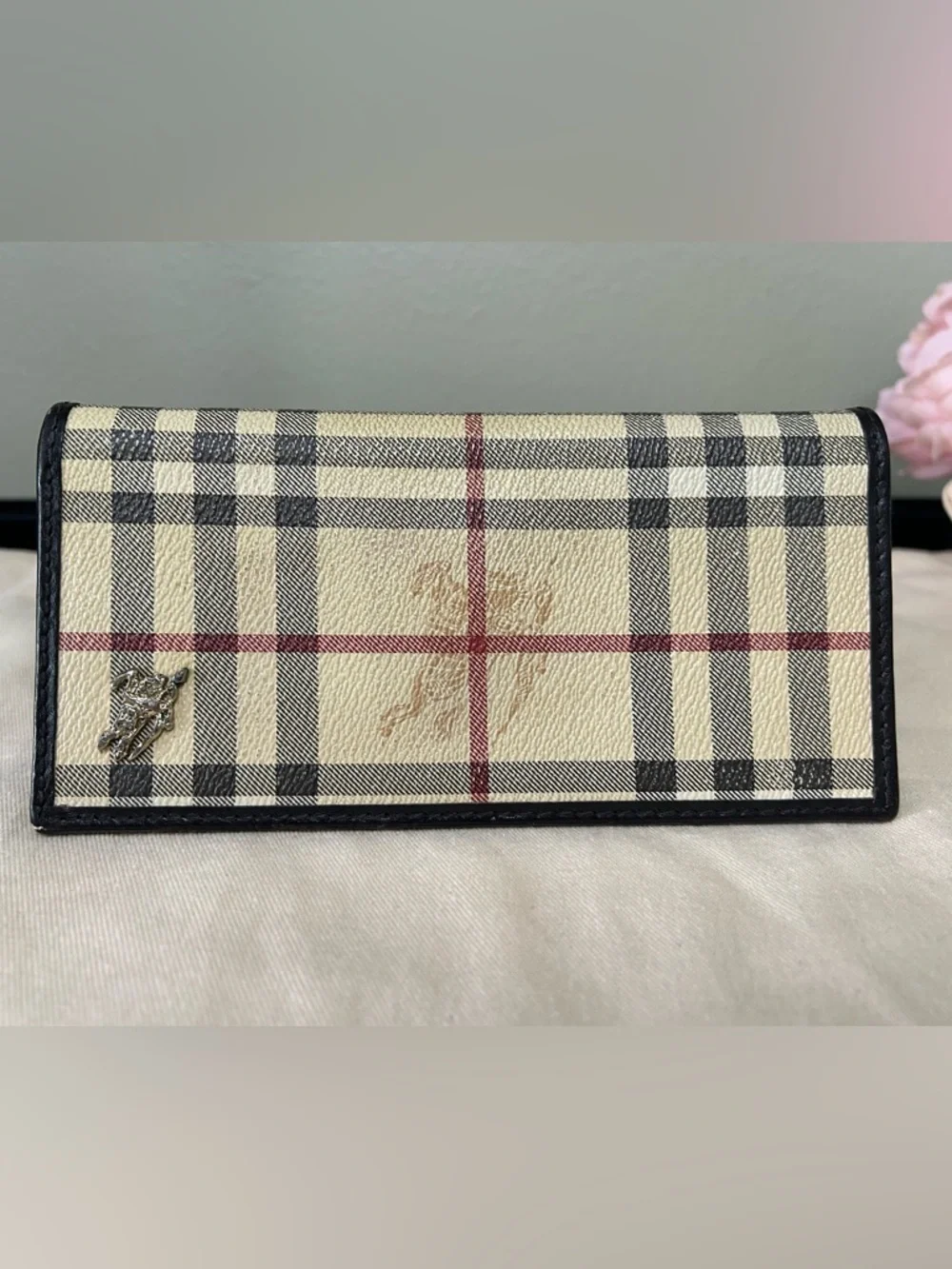 Father’s Day Burberry Iconic Nova Check Bifold Wallet with Embossed Logo